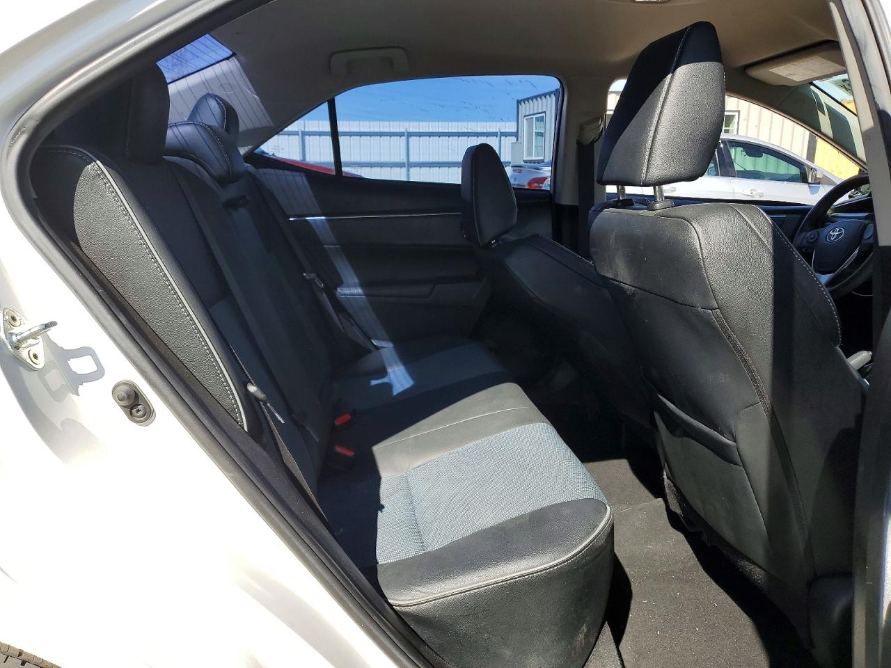 2015 TOYOTA COROLLA S PLUS photo 19
