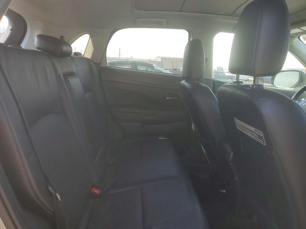 2015 MITSUBISHI OUTLANDER SPORT SE photo 21