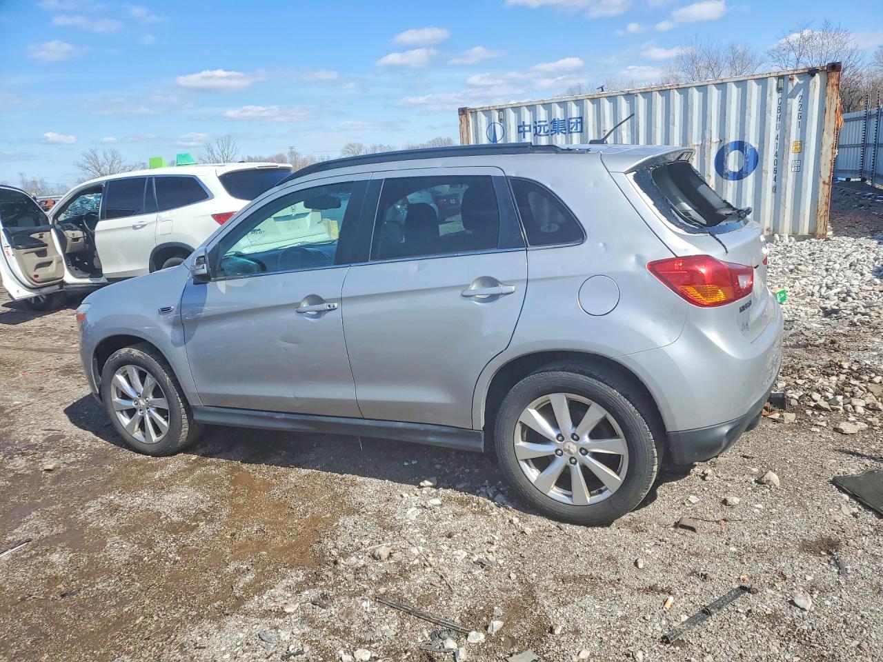 2015 MITSUBISHI OUTLANDER SPORT SE photo 3