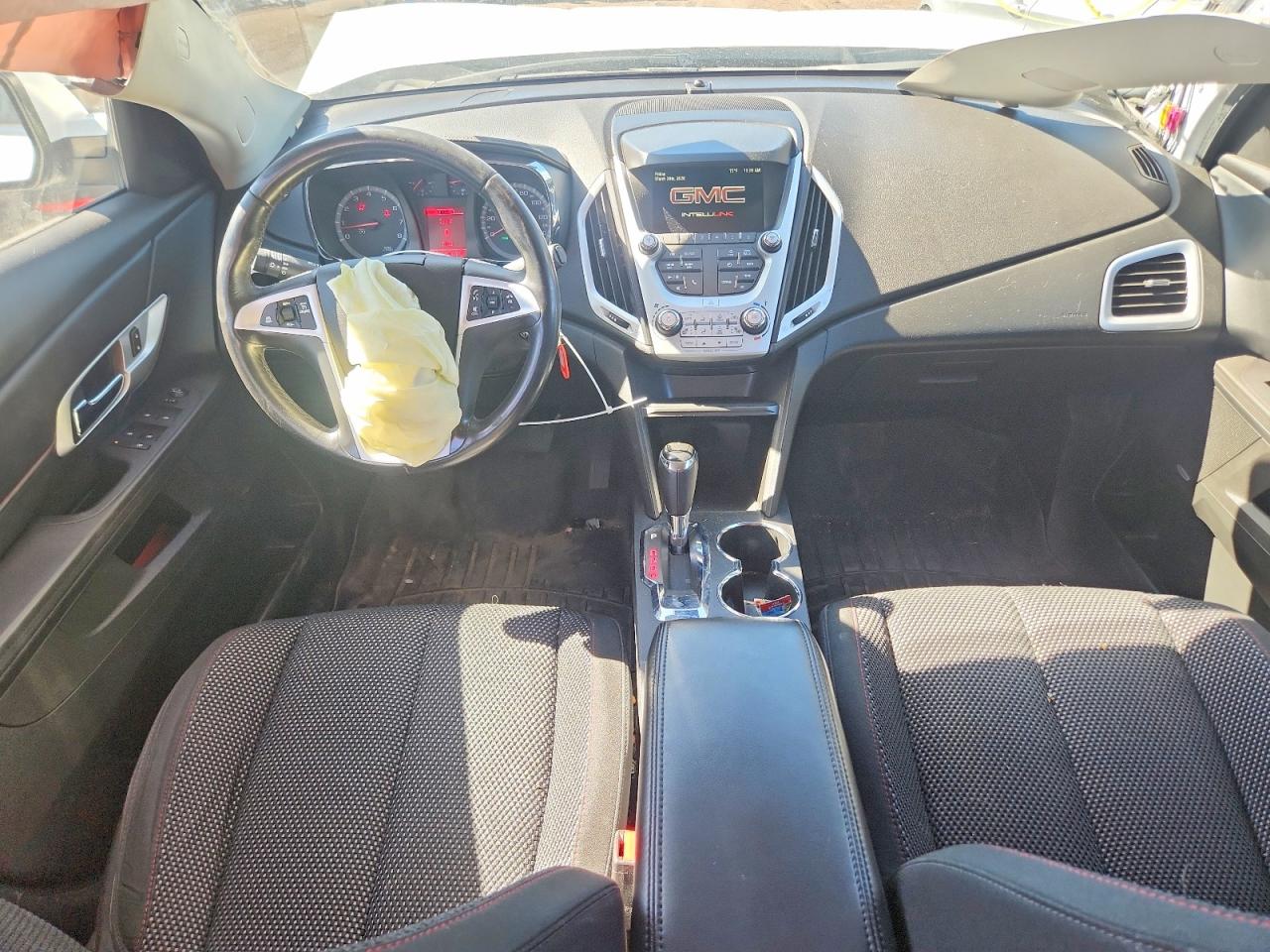 2017 GMC TERRAIN SLE photo 15
