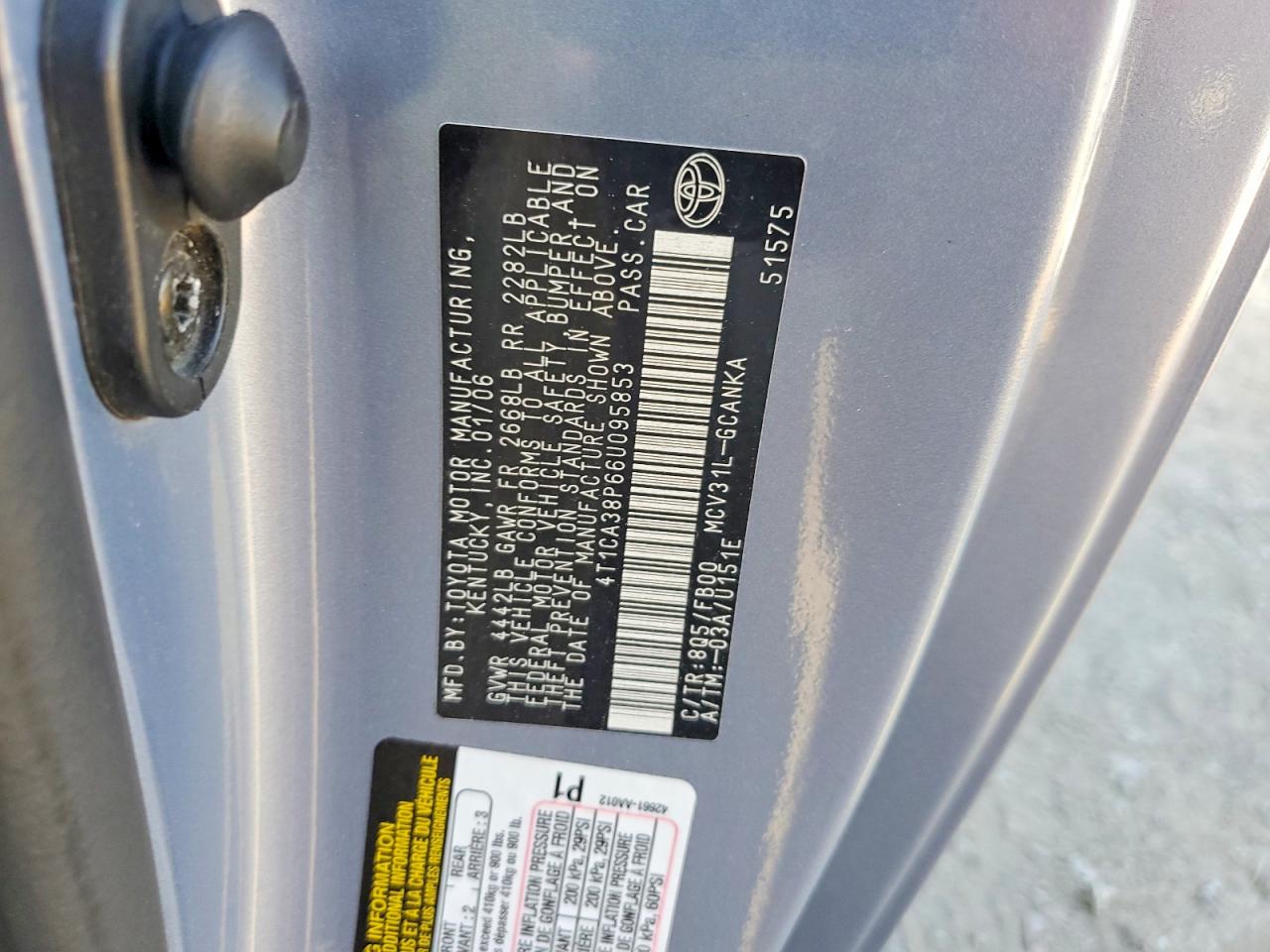 2006 TOYOTA CAMRY SOLARA SE V6 photo 12