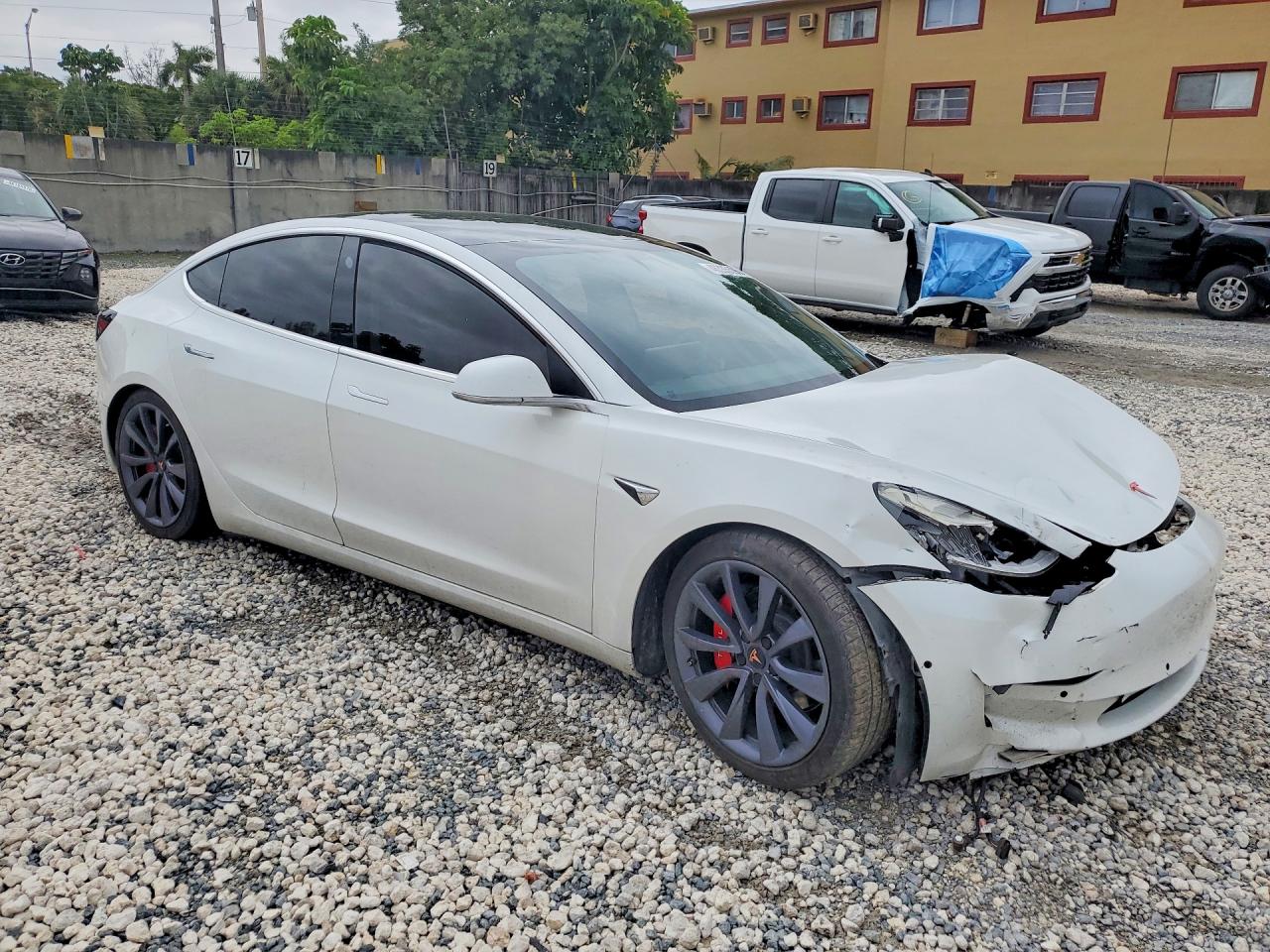2020 TESLA MODEL 3 photo 4