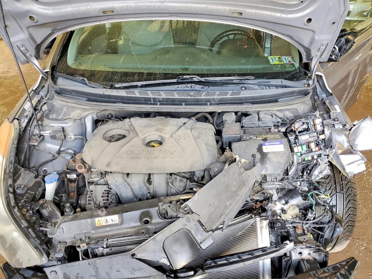 2012 HYUNDAI ELANTRA GLS photo 31