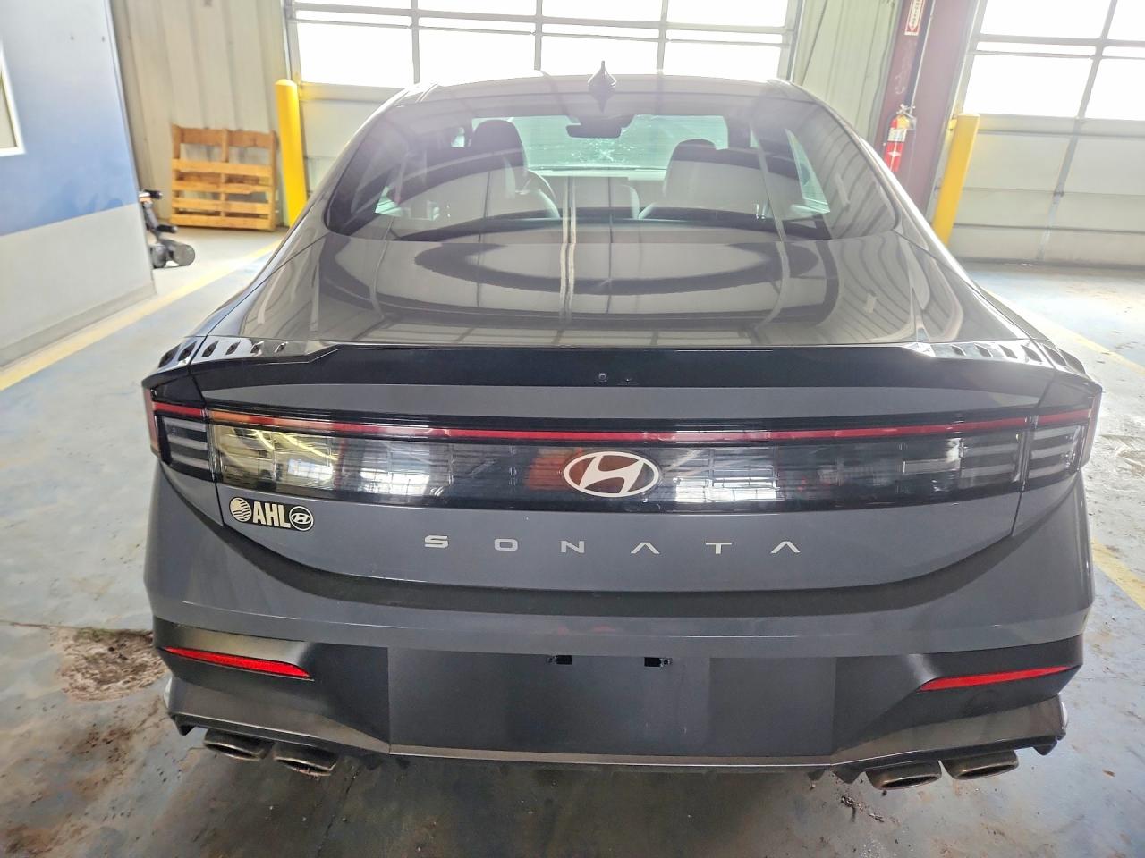 2025 HYUNDAI SONATA N LINE photo 6