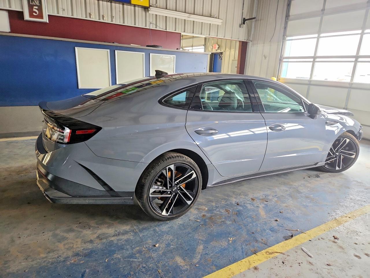 2025 HYUNDAI SONATA N LINE photo 3