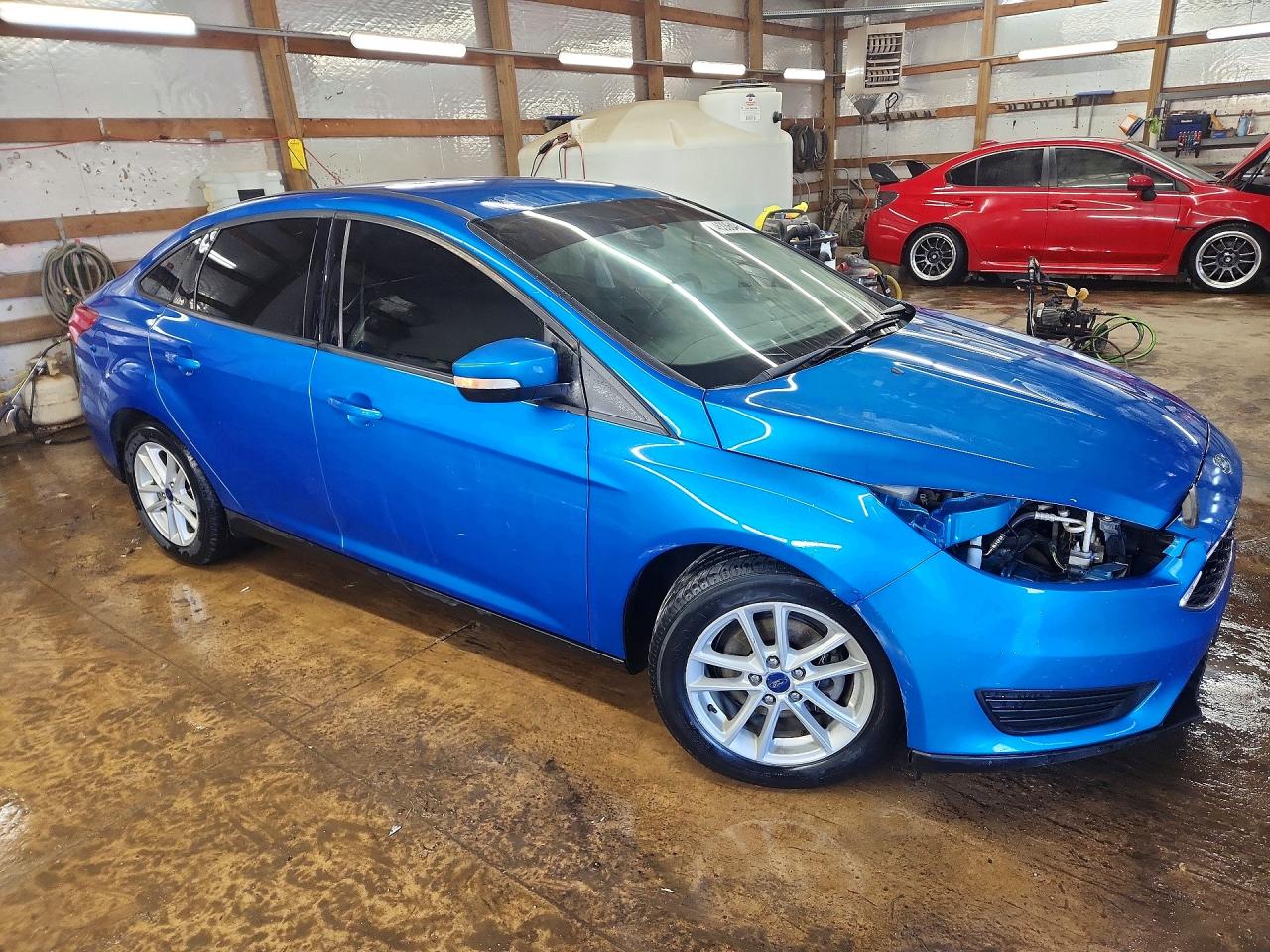 2017 FORD FOCUS SE photo 7