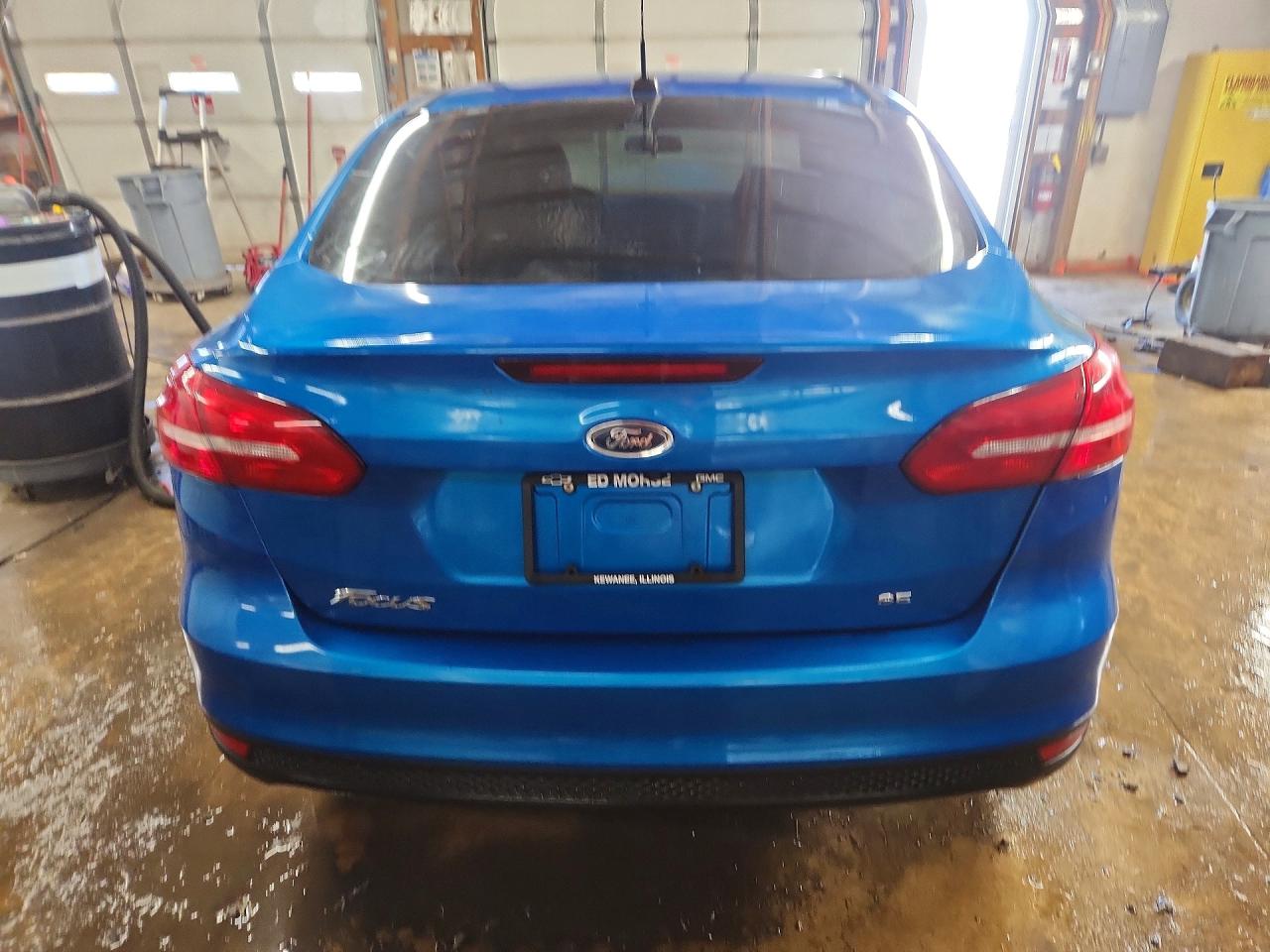 2017 FORD FOCUS SE photo 11