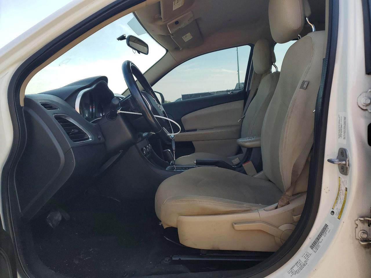 2012 DODGE AVENGER SXT photo 19