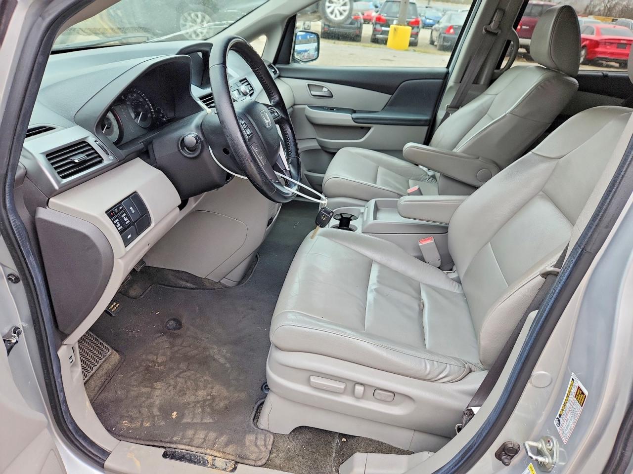 2012 HONDA ODYSSEY EXL photo 13