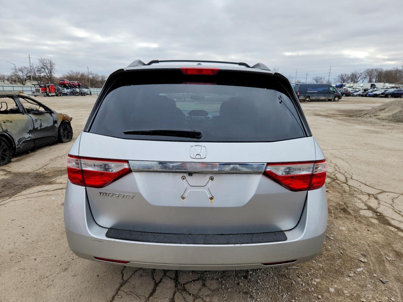 2012 HONDA ODYSSEY EXL photo 11