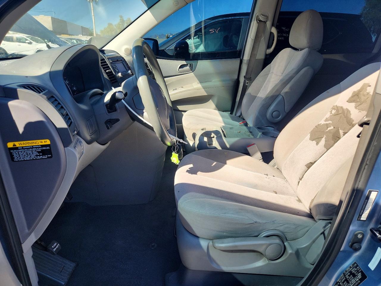2009 KIA SEDONA LX photo 7
