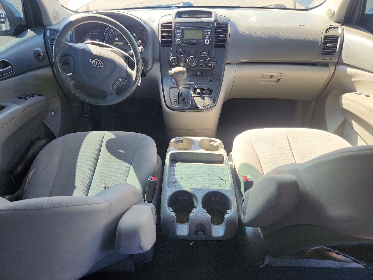 2009 KIA SEDONA LX photo 8