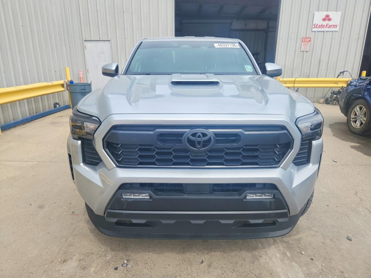 2024 TOYOTA TACOMA TRD SPORT photo 13