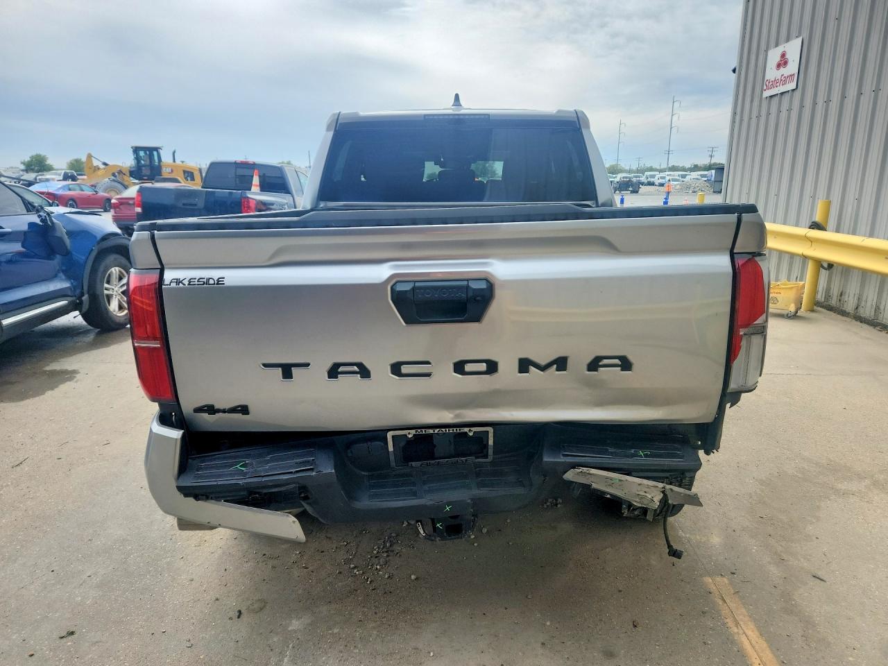 2024 TOYOTA TACOMA TRD SPORT photo 16