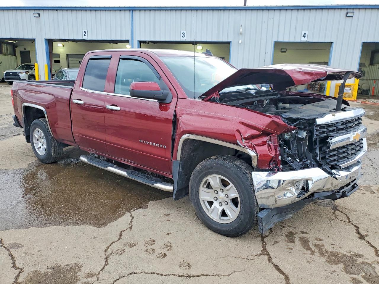 2017 CHEVROLET SILVERADO K1500 LT photo 4