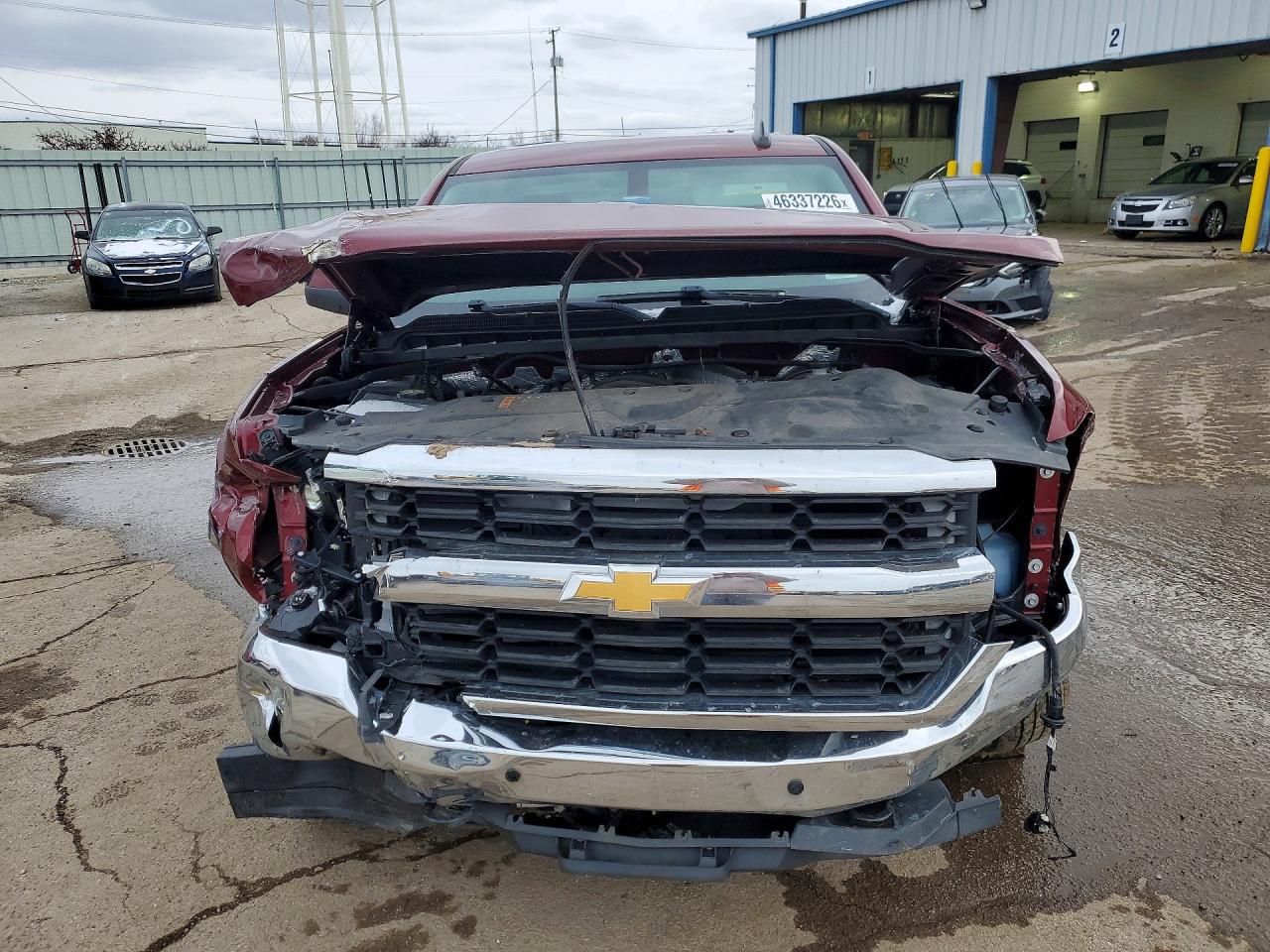 2017 CHEVROLET SILVERADO K1500 LT photo 5