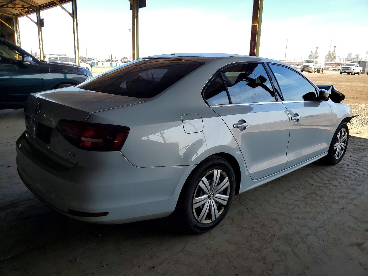 2017 VOLKSWAGEN JETTA S photo 3