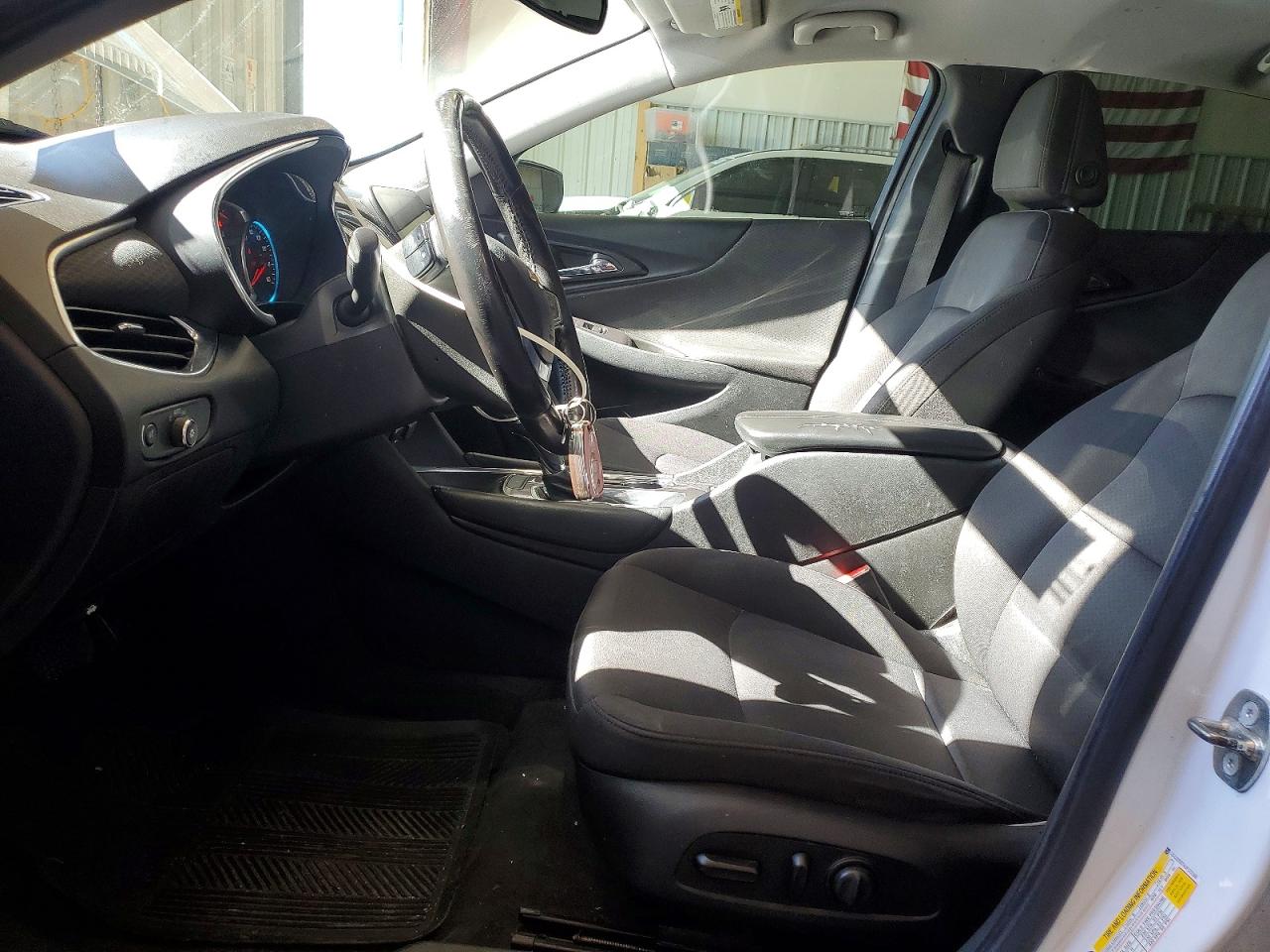 2018 CHEVROLET MALIBU LT photo 13