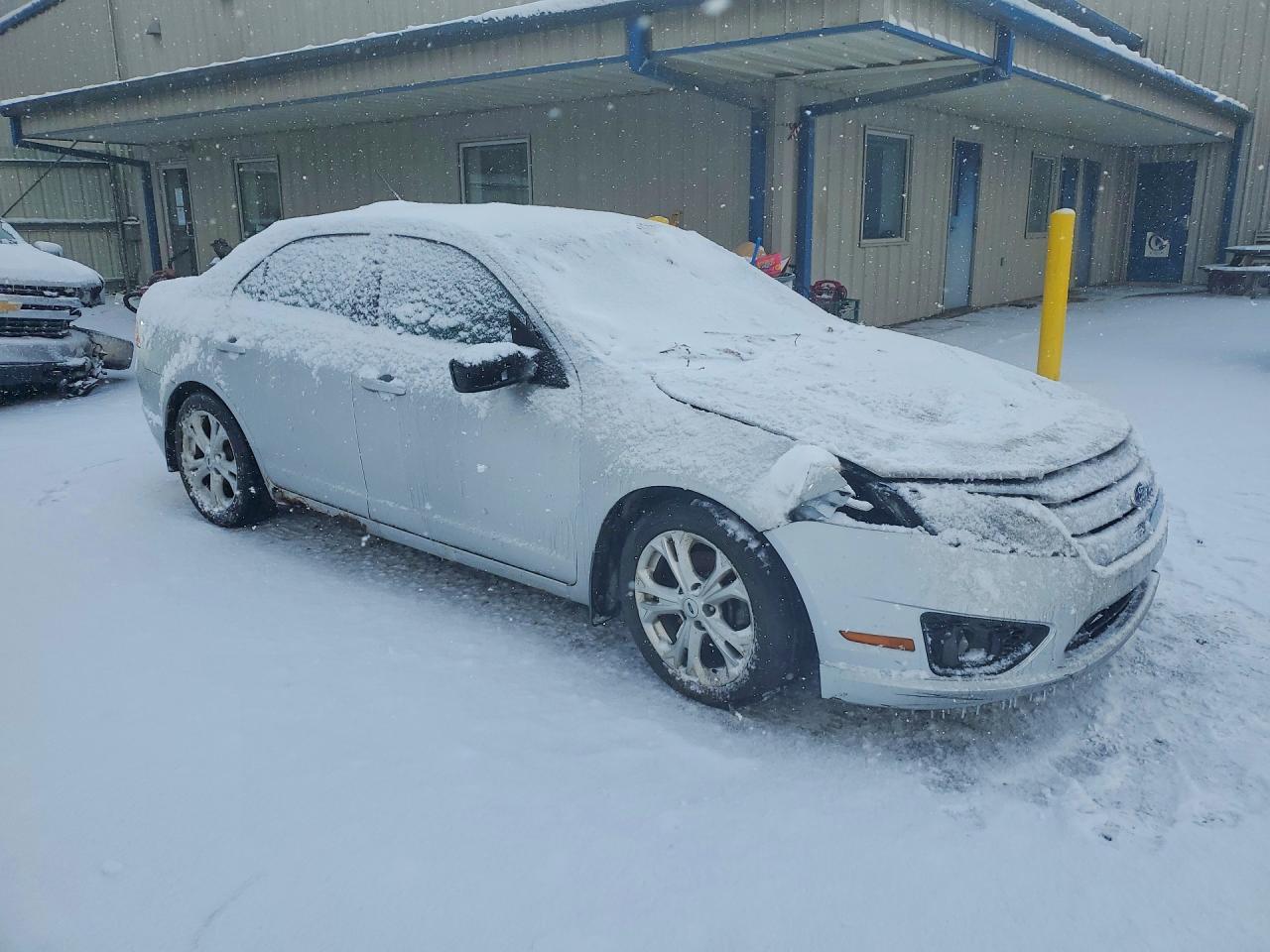 2012 FORD FUSION SE photo 4