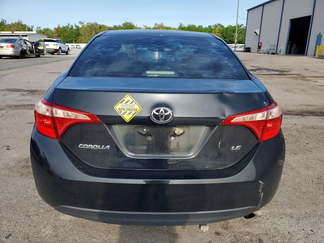 2019 TOYOTA COROLLA LE photo 11