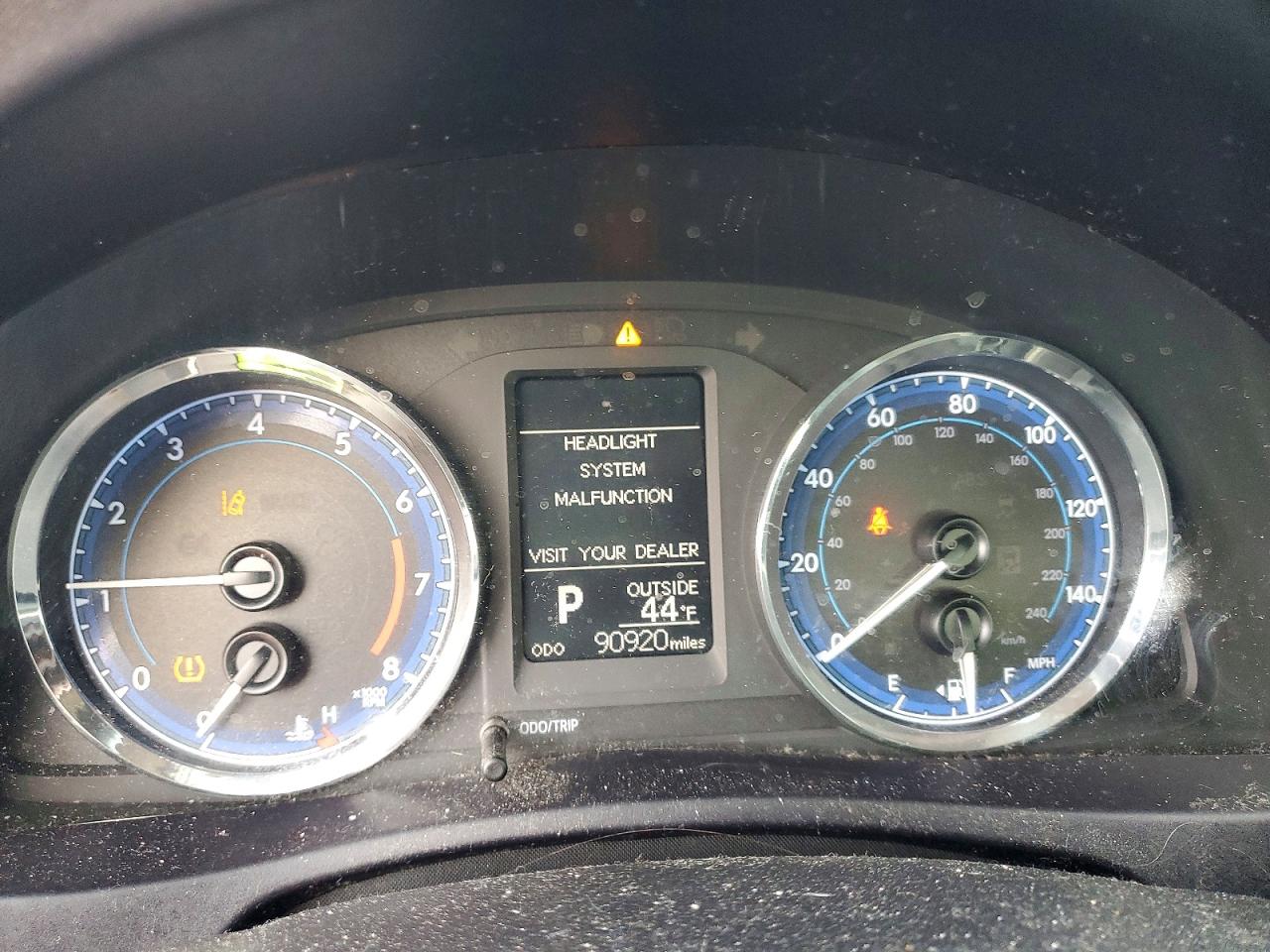 2019 TOYOTA COROLLA LE photo 17