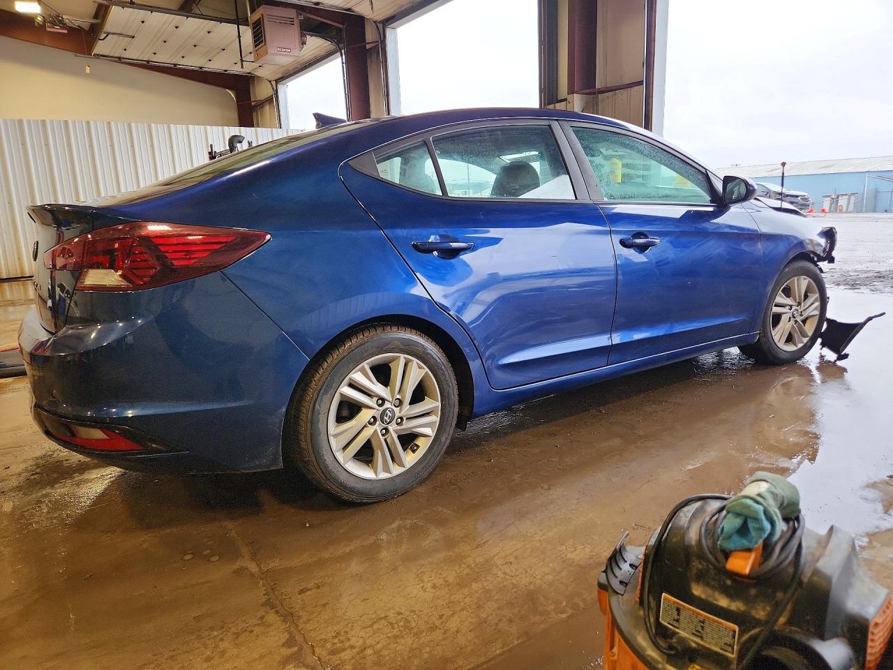 2019 HYUNDAI ELANTRA SE photo 5