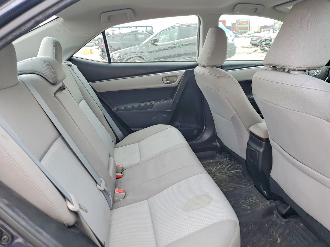 2016 TOYOTA COROLLA LE photo 10
