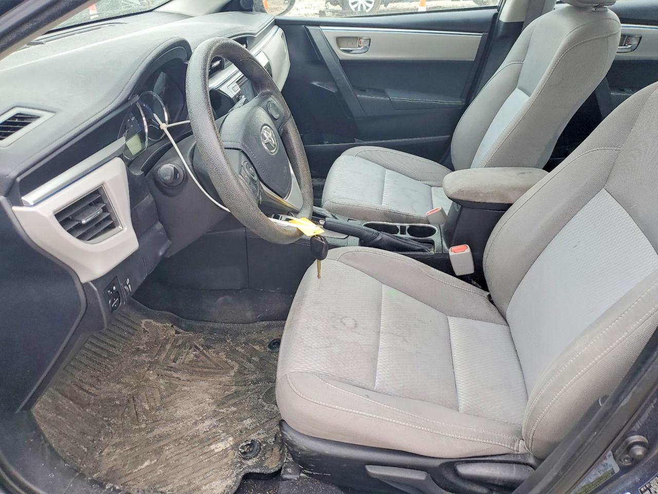 2016 TOYOTA COROLLA LE photo 7
