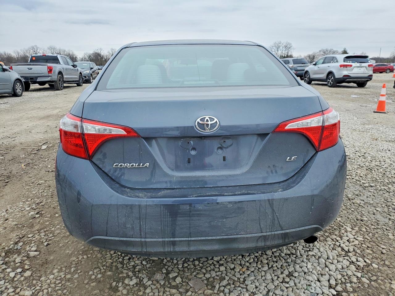 2016 TOYOTA COROLLA LE photo 6