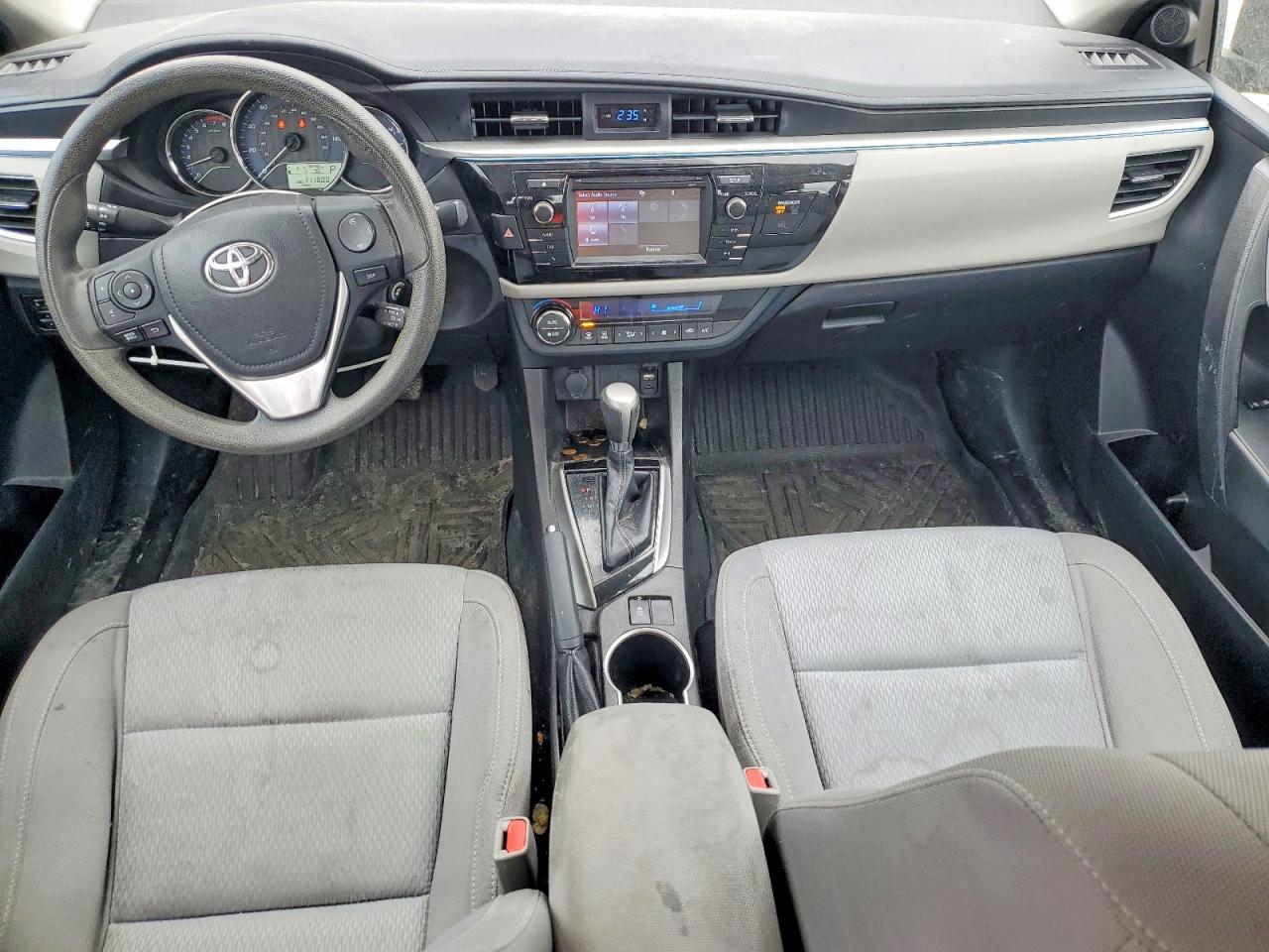2016 TOYOTA COROLLA LE photo 8