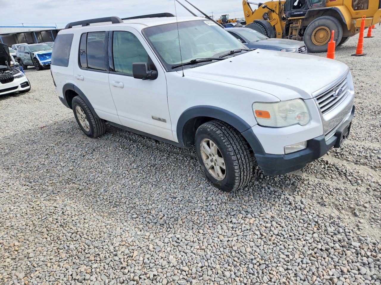 2007 FORD EXPLORER XLT photo 4