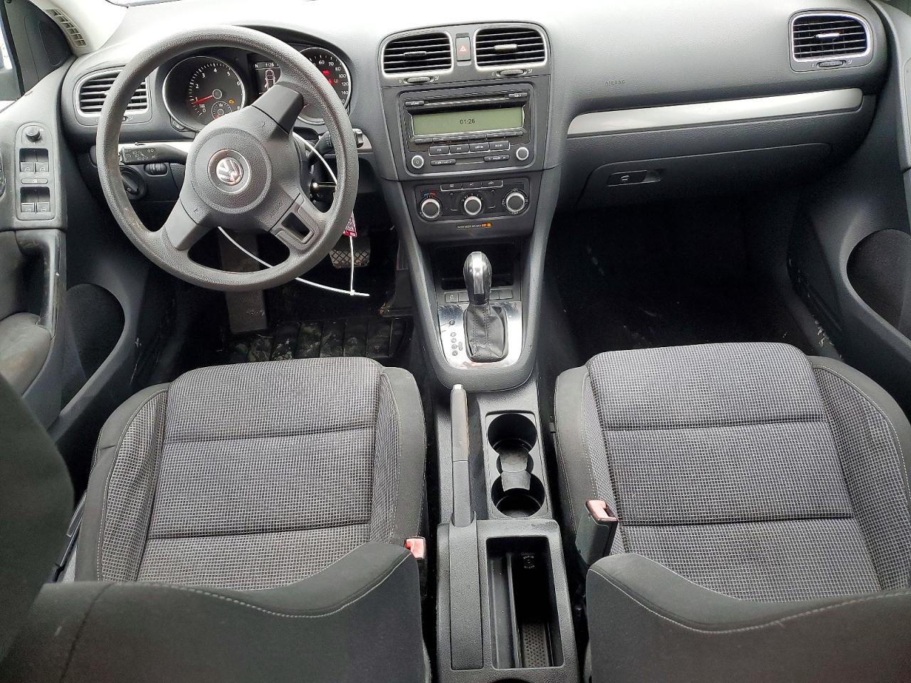 2011 VOLKSWAGEN GOLF photo 15