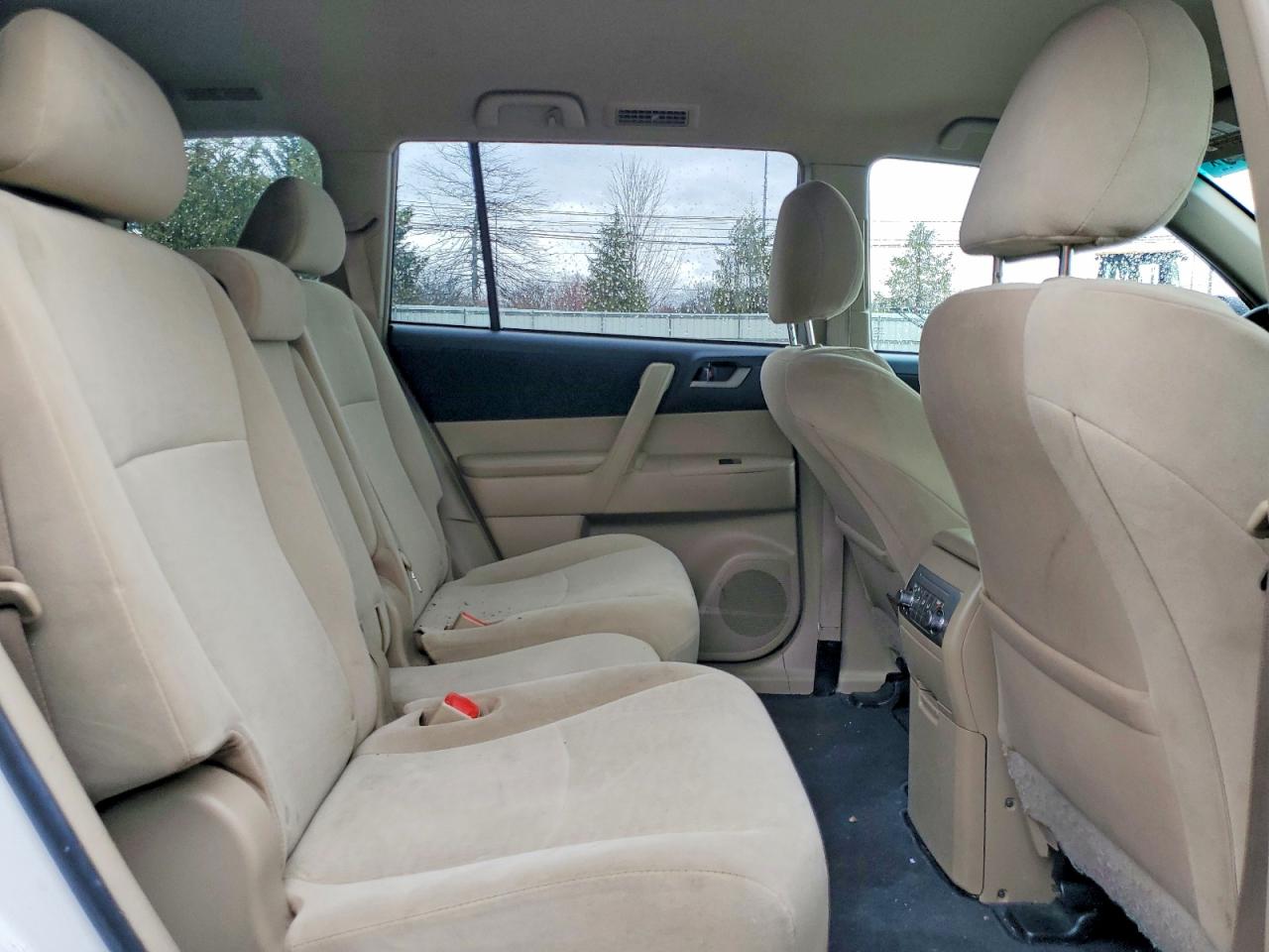 2012 TOYOTA HIGHLANDER BASE photo 21