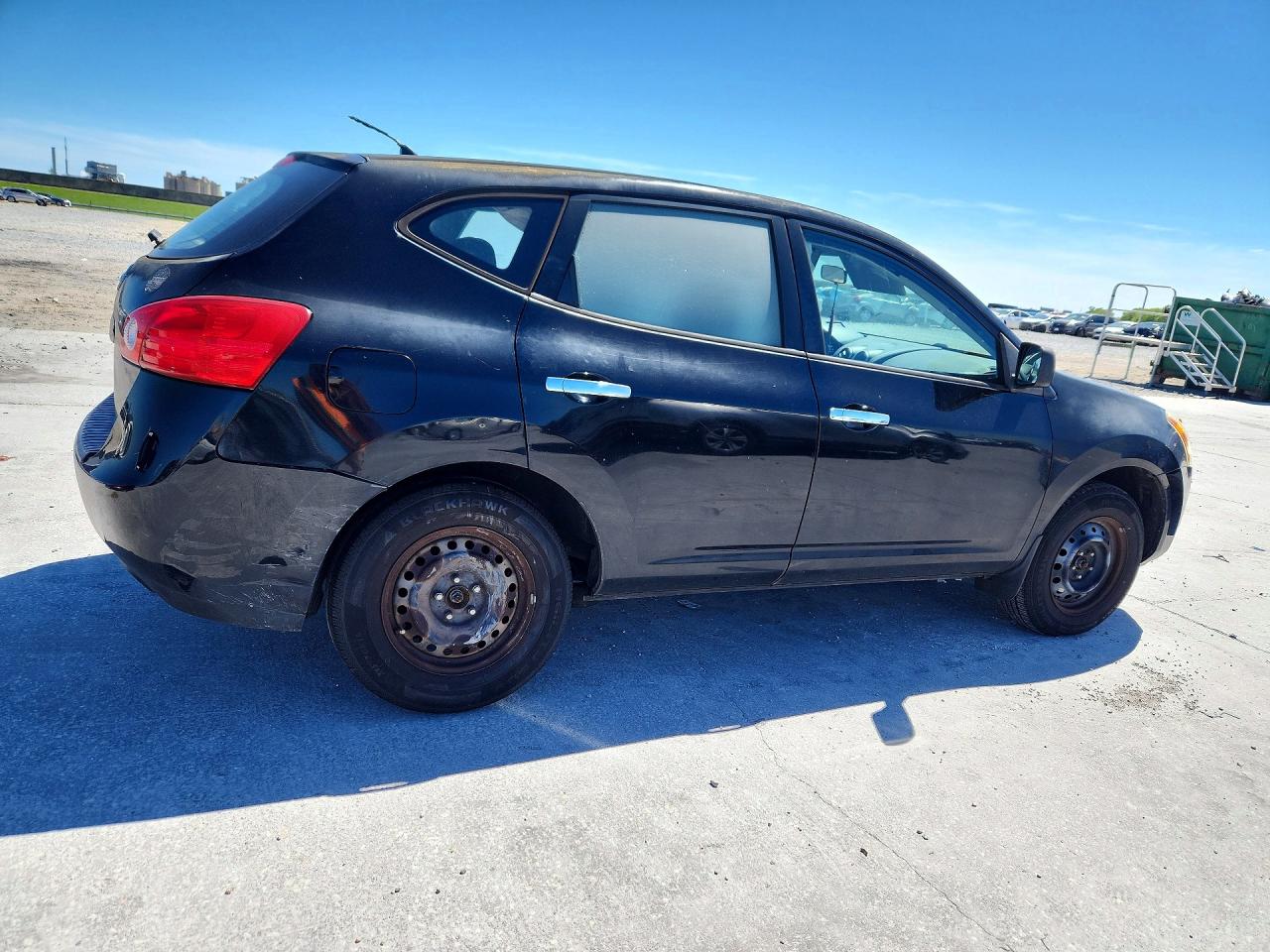 2010 NISSAN ROGUE S photo 5