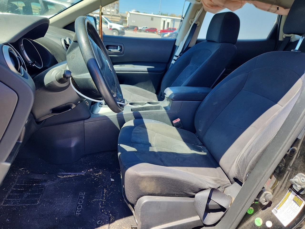 2010 NISSAN ROGUE S photo 13