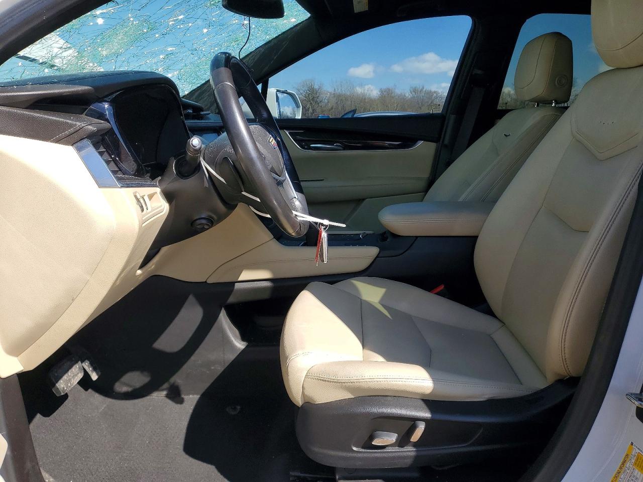2018 CADILLAC XT5 photo 13