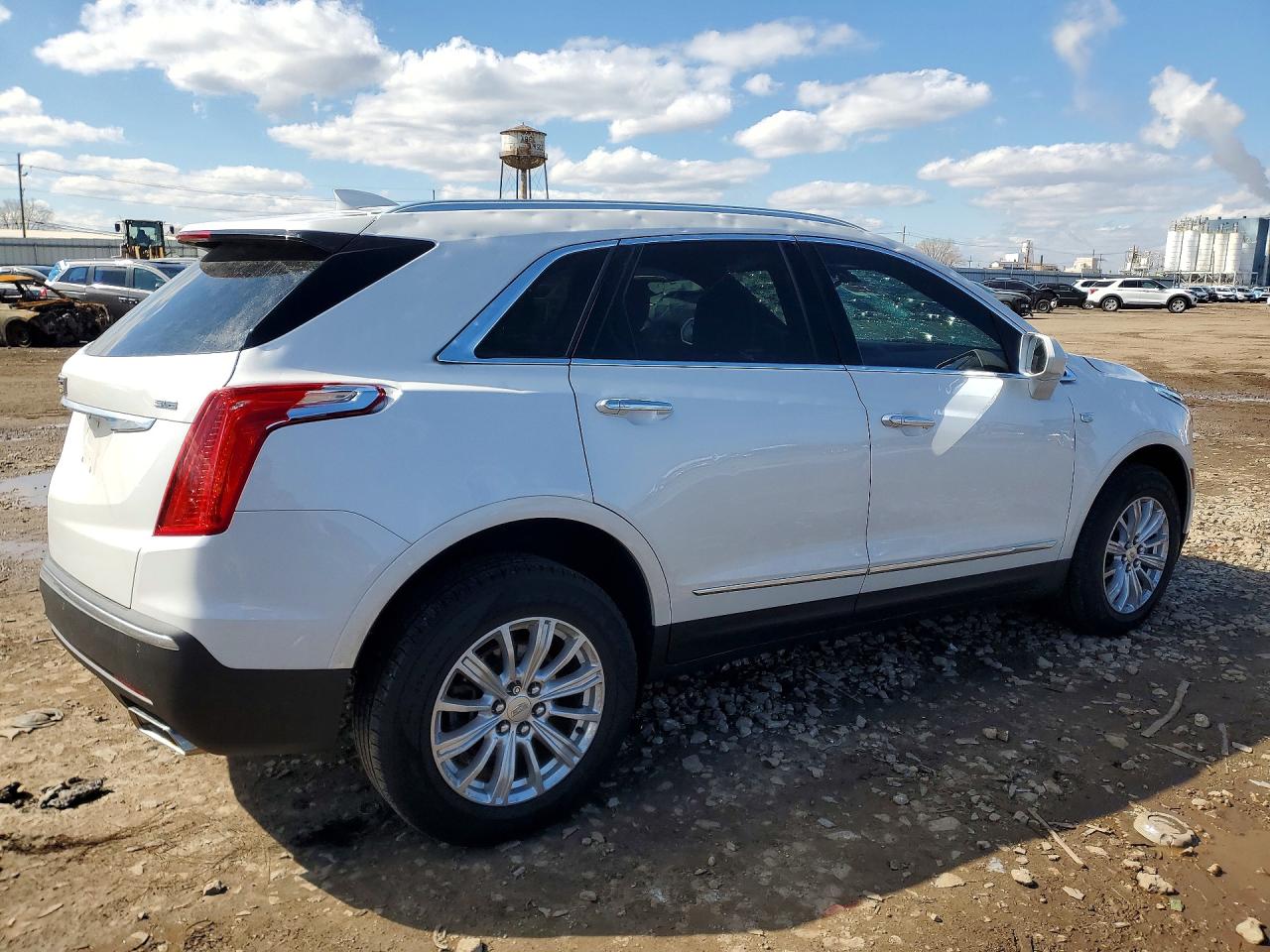 2018 CADILLAC XT5 photo 5