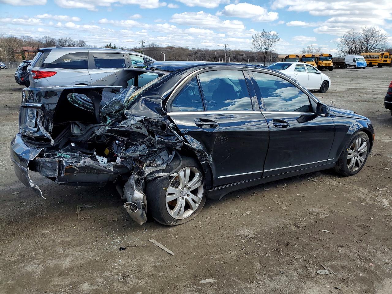 2011 MERCEDES-BENZ C 300 photo 7