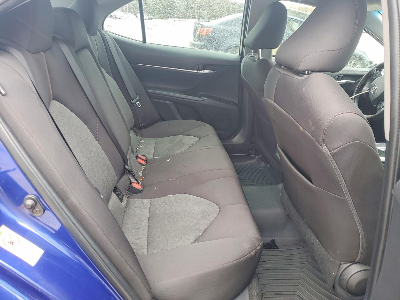2018 TOYOTA CAMRY LE photo 10