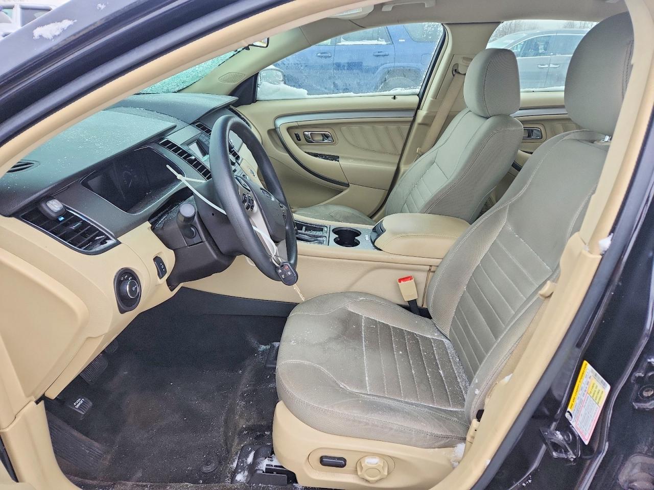 2015 FORD TAURUS SE photo 7