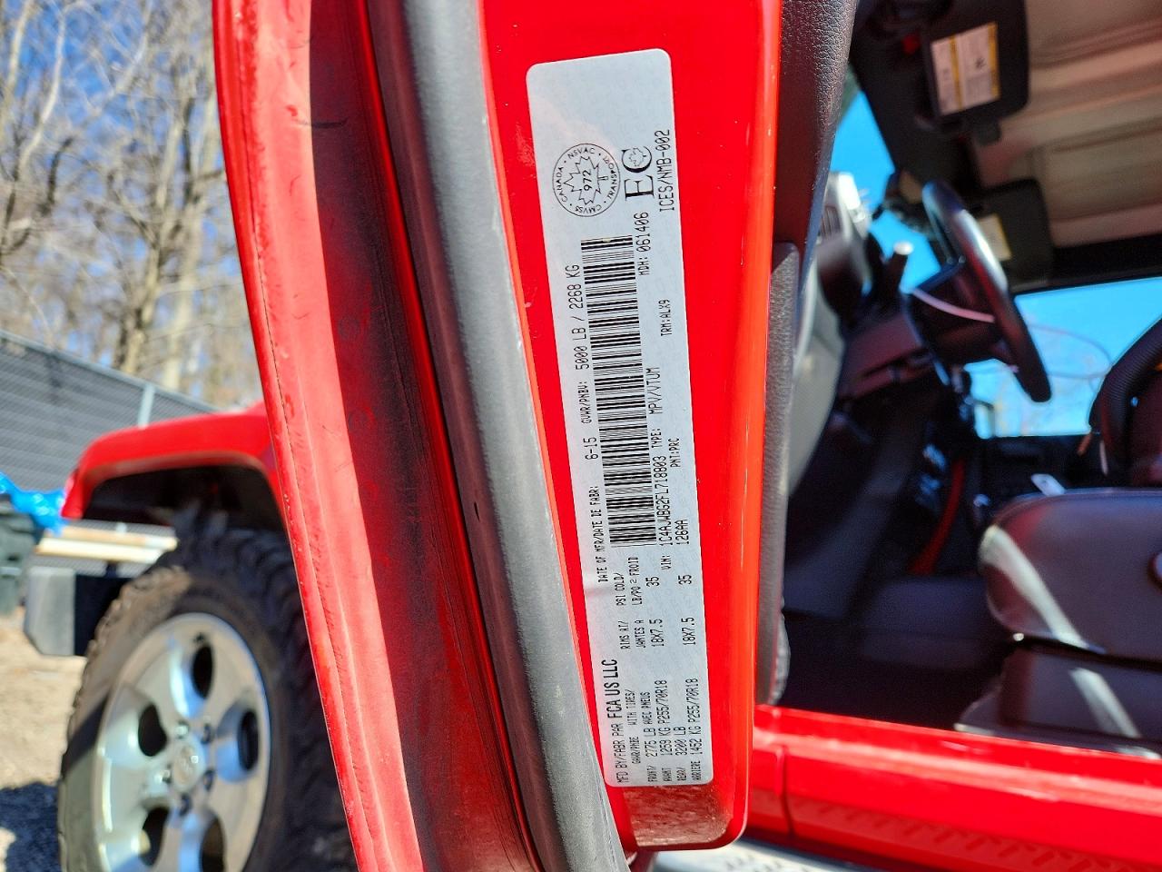 2015 JEEP WRANGLER SAHARA photo 23