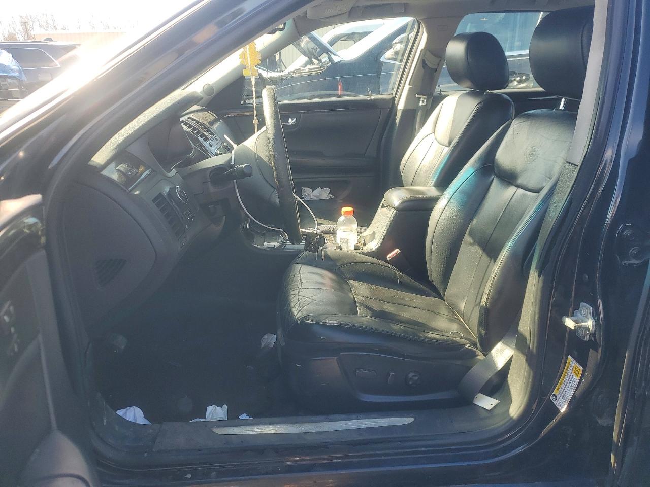 2008 CADILLAC DTS photo 7