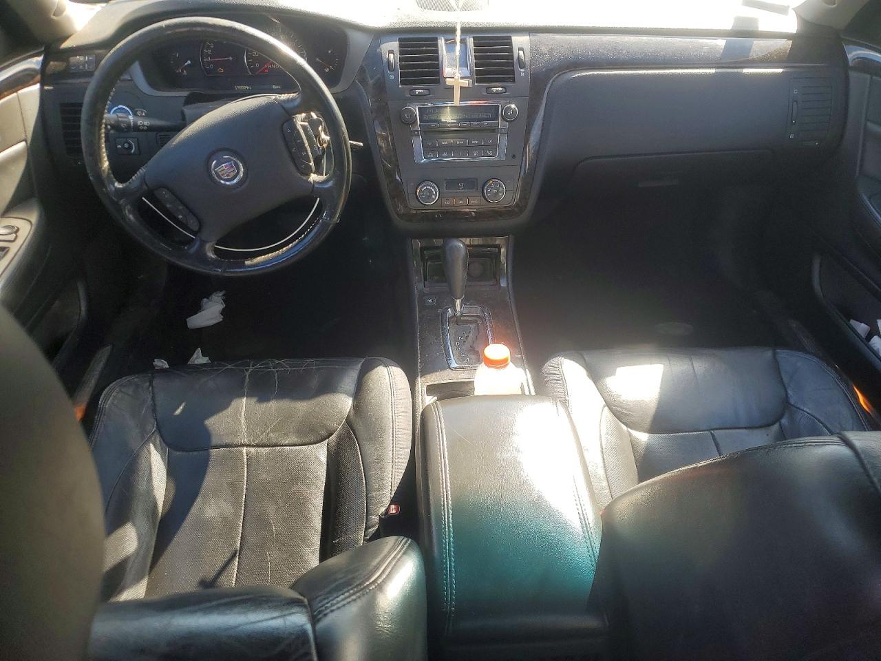2008 CADILLAC DTS photo 8