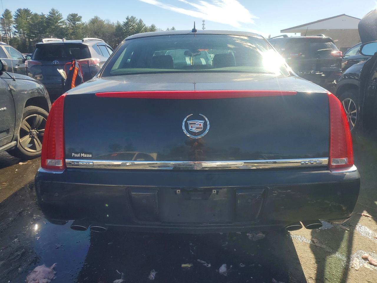 2008 CADILLAC DTS photo 6