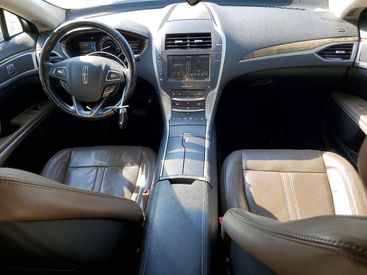 2016 LINCOLN MKZ HYBRID photo 8