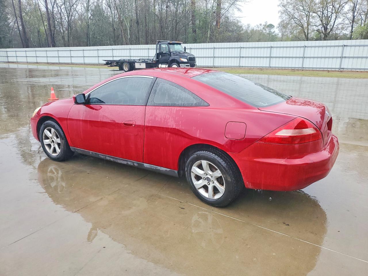 2004 HONDA ACCORD LX photo 4