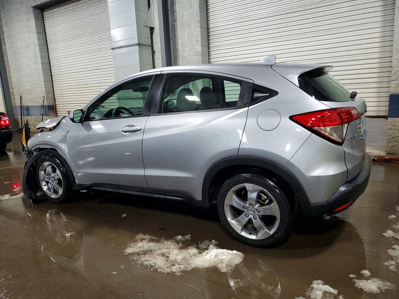 2019 HONDA HR-V LX photo 2