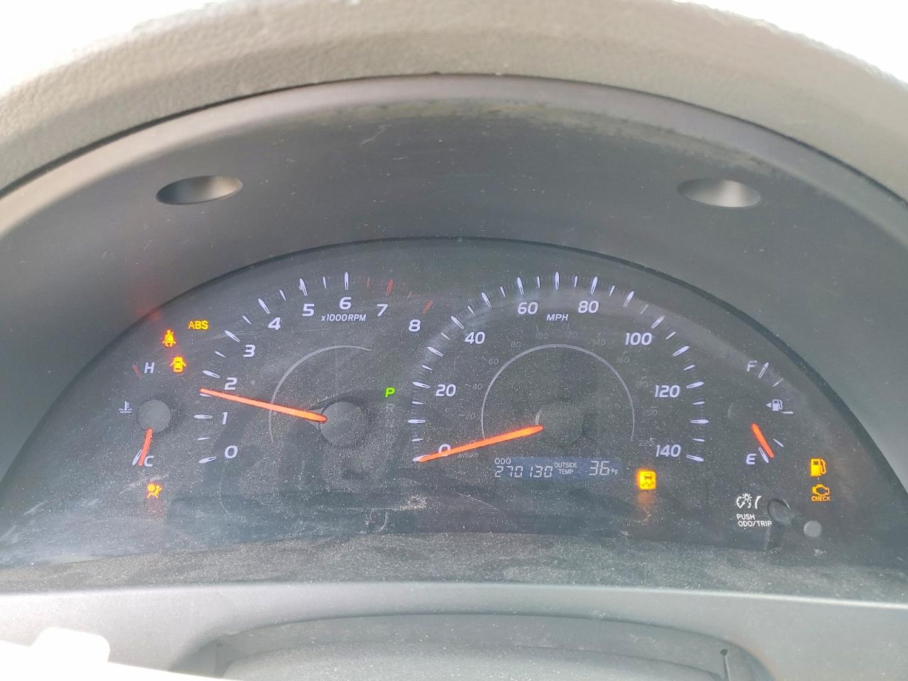 2010 TOYOTA CAMRY LE photo 17