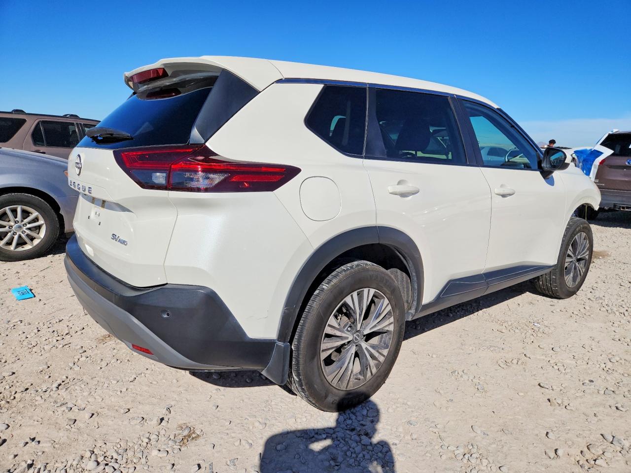 2023 NISSAN ROGUE SV photo 3