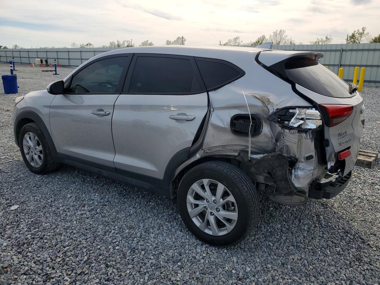 2020 HYUNDAI TUCSON SE photo 2